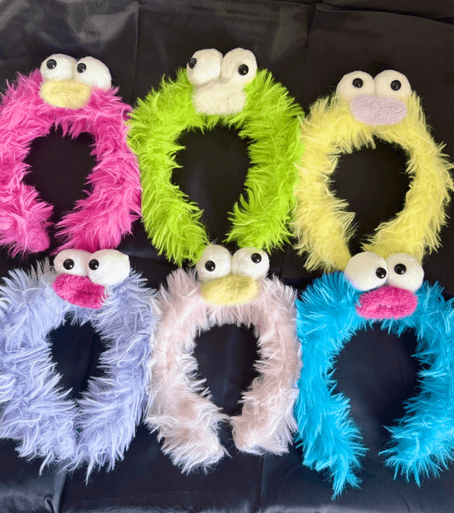 Cute Furry Headband with Plush Cartoon 3D Eyes – Fun and Playful Hair Accessory