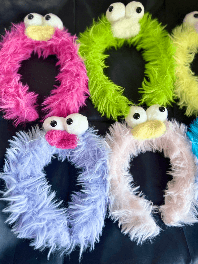 Cute Furry Headband with Plush Cartoon 3D Eyes – Fun and Playful Hair Accessory